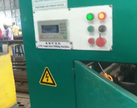 角鋼鏟背機(jī)
